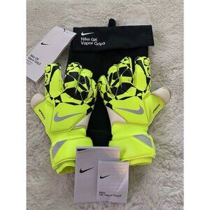 Nike Vapor Grip3 Goalkeeper Gloves Volt Black Soccer Goalie HQ0304-702 Sz 6 NEW